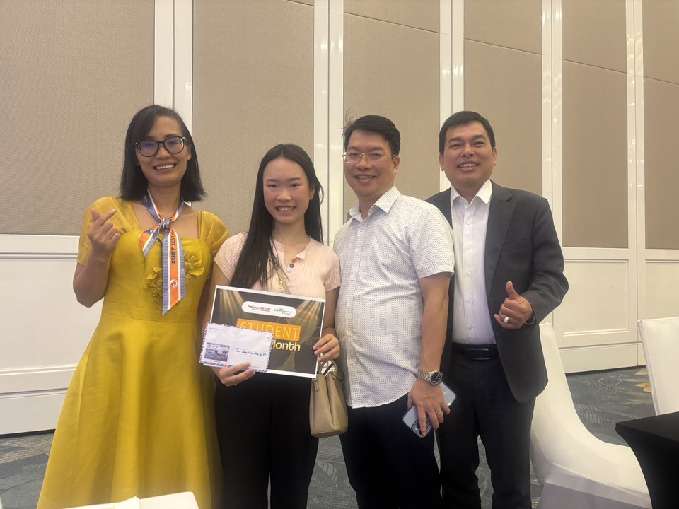 Chúc mừng Quỳnh Châu xuất sắc đạt 8.0 IELTS